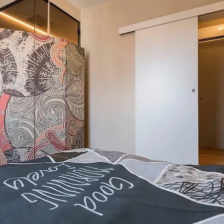 Apartament Oz - Centre Of - Free Parking Pula